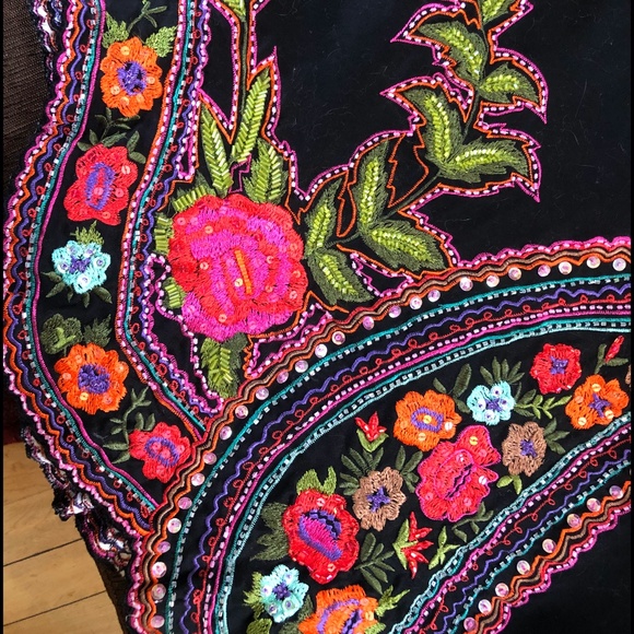 Basil & Maude Black Skirt w/ Sequin Floral/Paisley - Picture 4 of 8